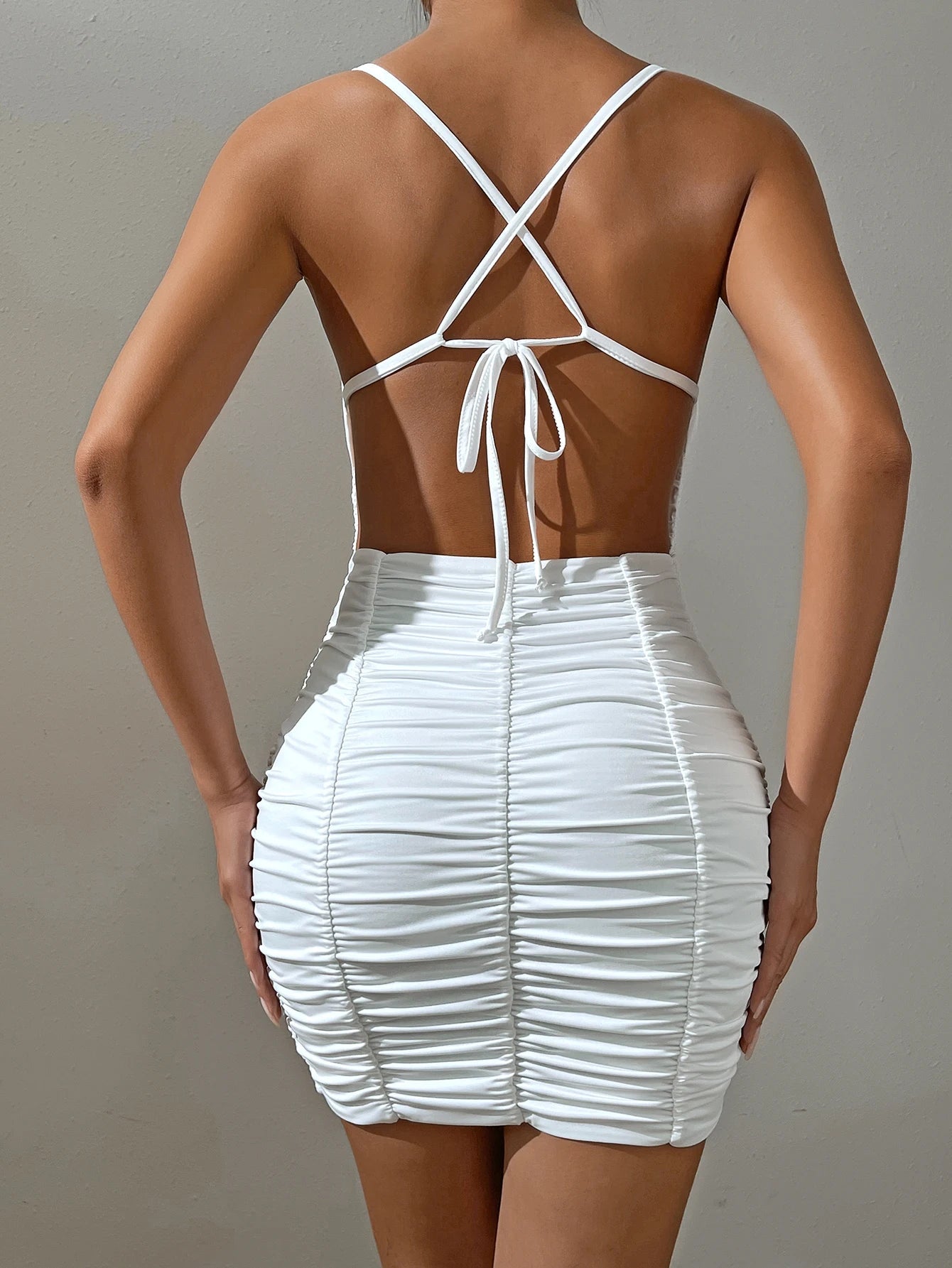 Abito Donna Sexy Pieghettato Schiena scoperta 2024 - Sogni di moda - Sogni di moda - 14:29#22517 - white;5:361385 - Abito Donna Sexy Pieghettato Schiena scoperta 2024 - L - 22517 - white -